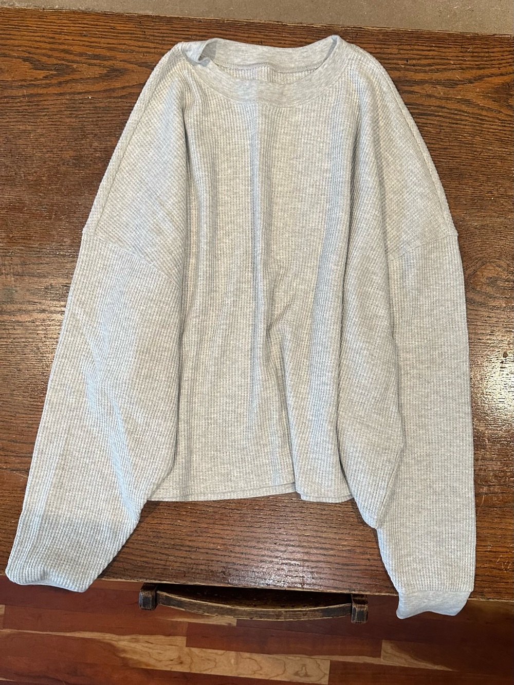 Abercrombie Women’s Oversized Light Gray Waffle Long-Sleeve (Cropped) - Size S/M